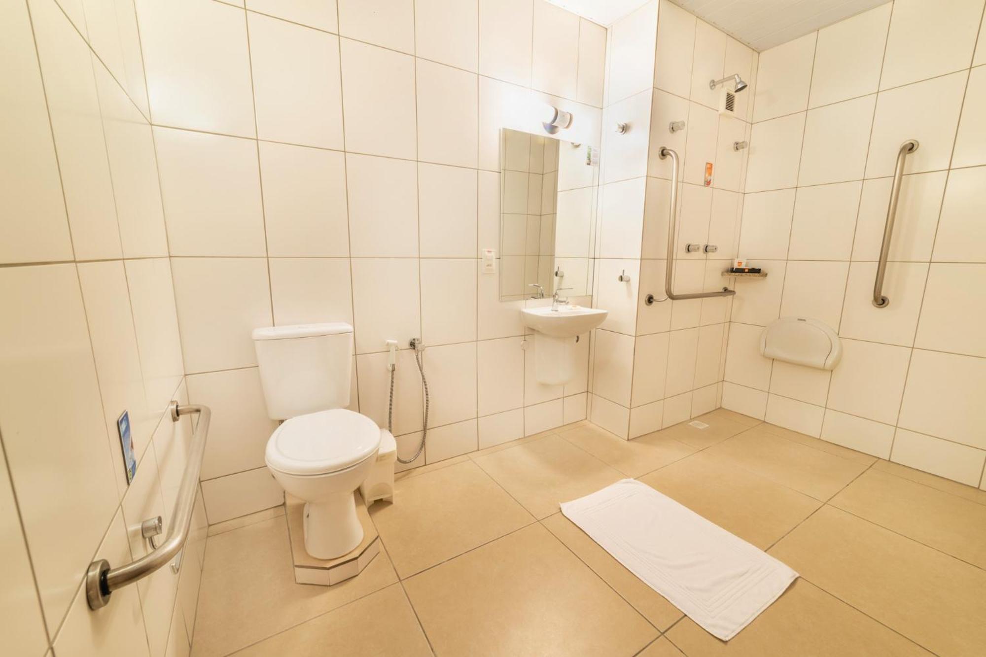 Hotel 10 Itajai/Navegantes Phòng bức ảnh